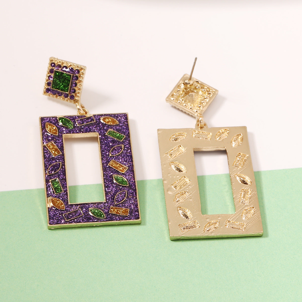 Romanttinen Korvarengas erityisiin hetkiin