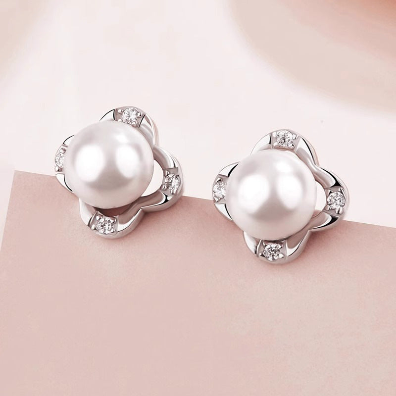 Romanttinen Helmi Korvarengas erityisiin hetkiin