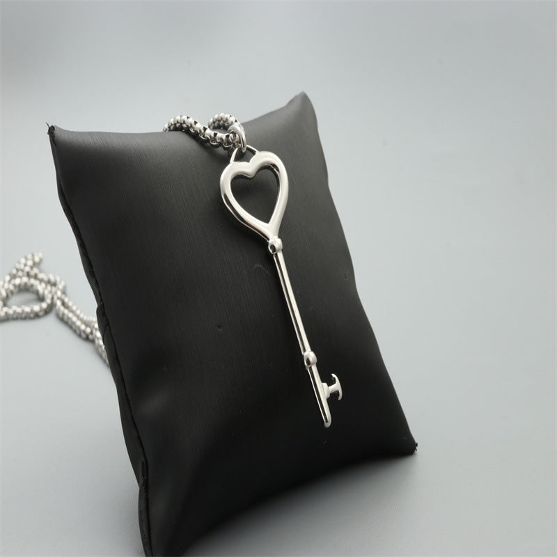 Klassinen Kaulakoru ajattomalla viehätyksellä