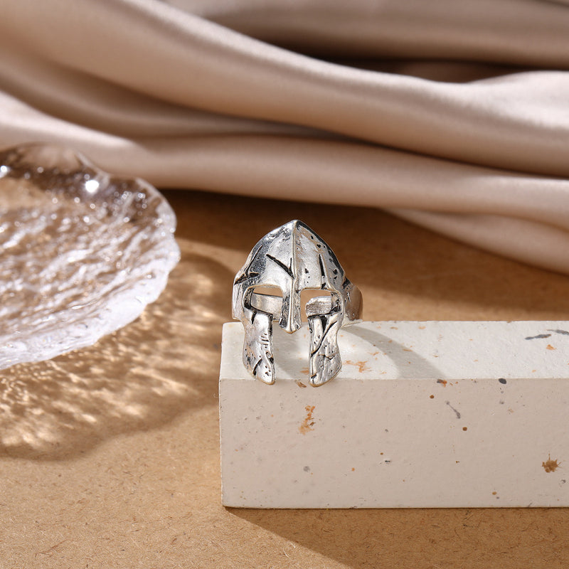 Klassinen Rannekoru ajattomalla viehätyksellä