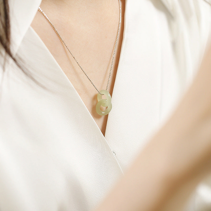 Kaunis Kaulakoru ainutlaatuisella tyylillä