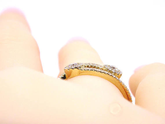 Elegantti Sormus jokaiseen tilaisuuteen