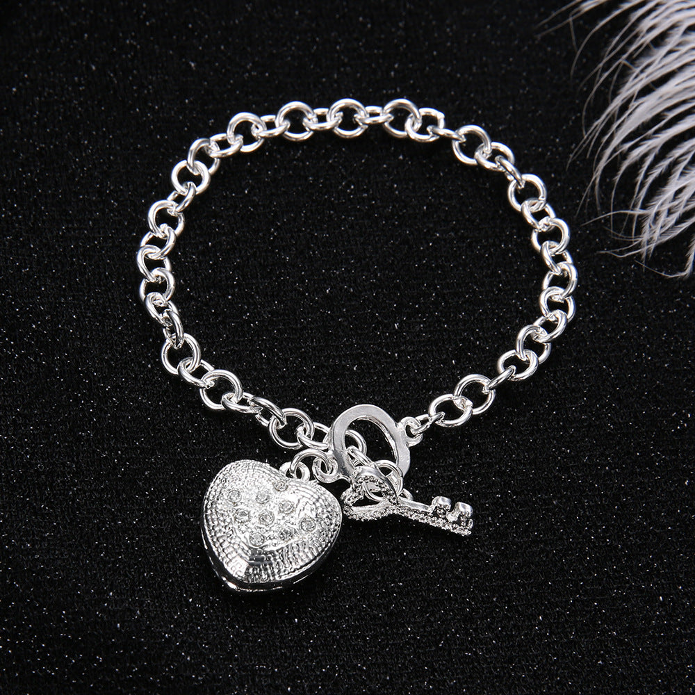 Elegantti Rannekoru jokaiseen tilaisuuteen