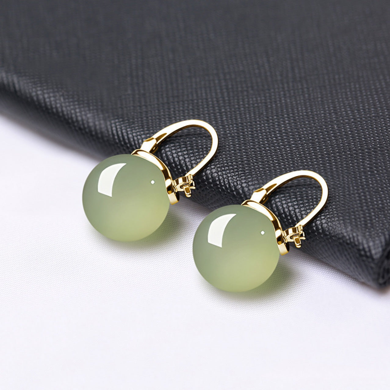 Elegantti Koru jokaiseen tilaisuuteen