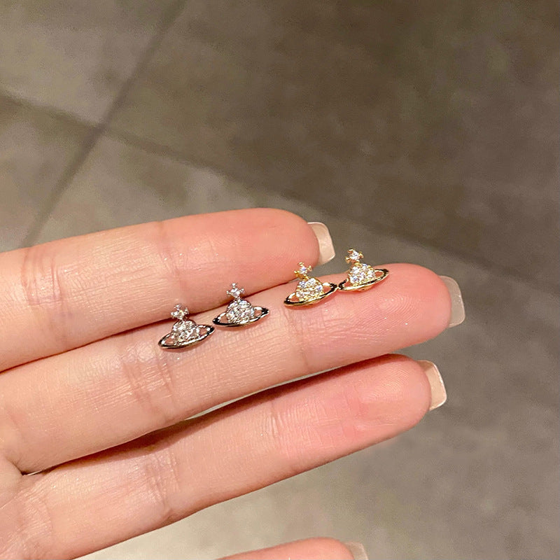 Elegantti Korvarengas jokaiseen tilaisuuteen