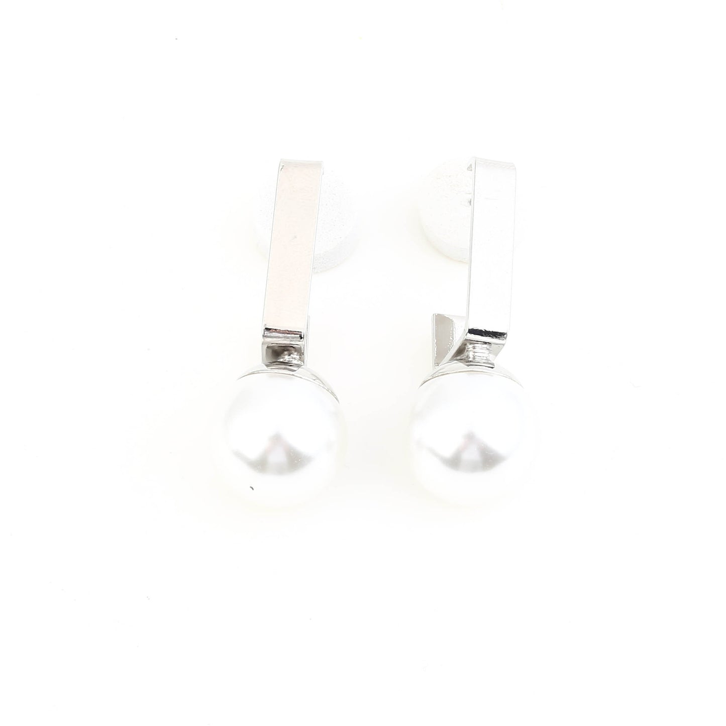 Hurmaava Helmi Korvarengas jokaiseen tilaisuuteen