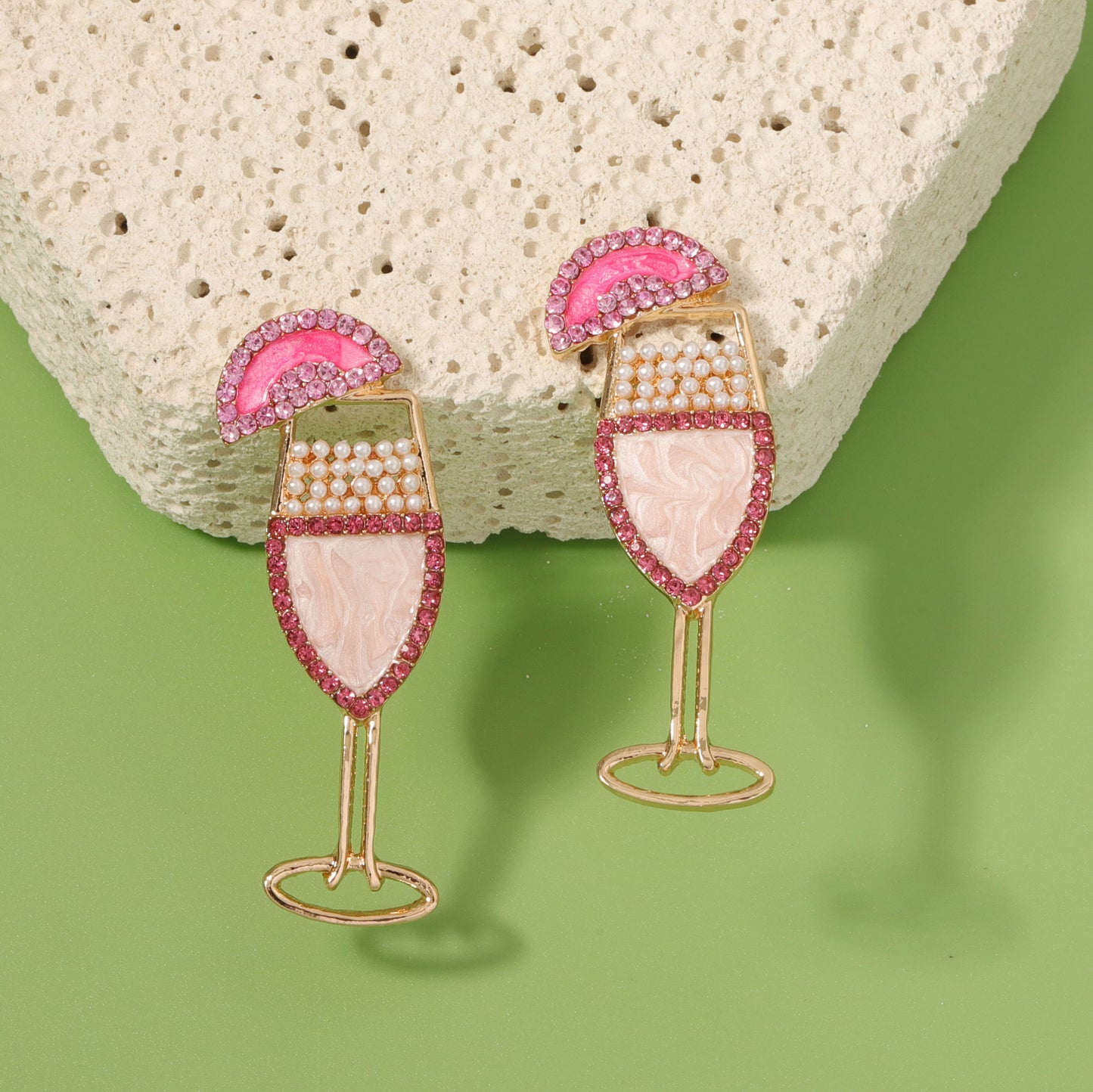 Herkkä käsityö Helmi Korvarengas