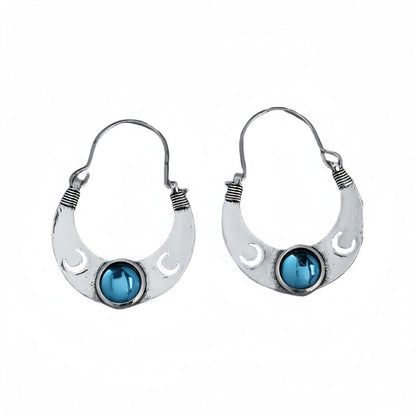 Klassinen Sormus ajattomalla viehätyksellä