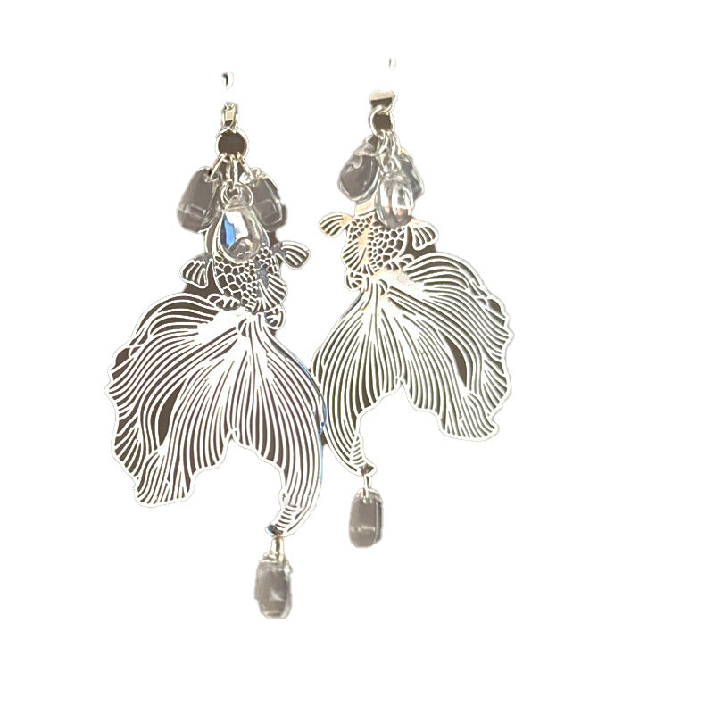 Upea Hopea Korvarengas päivittäiseen käyttöön