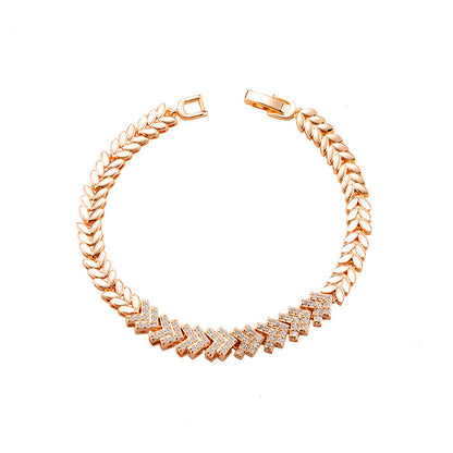 Kaunis Rannekoru ainutlaatuisella tyylillä