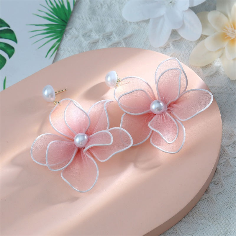 Herkkä käsityö Helmi Korvarengas