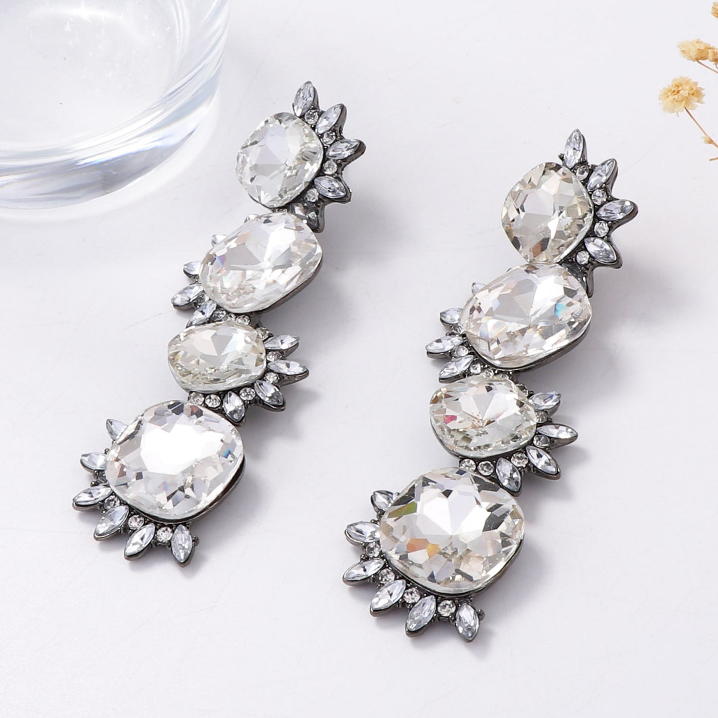 Hurmaava Koru jokaiseen tilaisuuteen