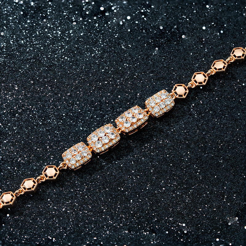 Herkkä käsityö Rannekoru