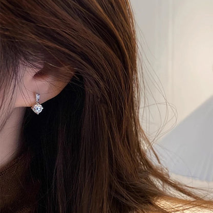 Käsintehty vintage Korvarengas