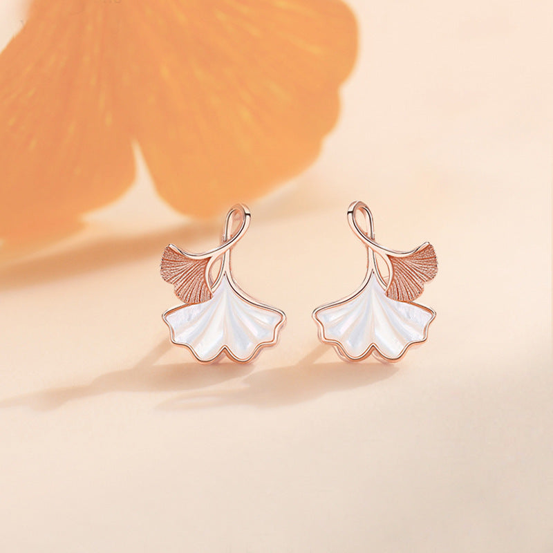 Hurmaava Koru jokaiseen tilaisuuteen