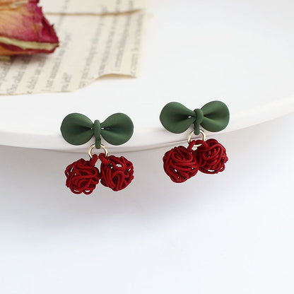 Käsintehty vintage Korvarengas