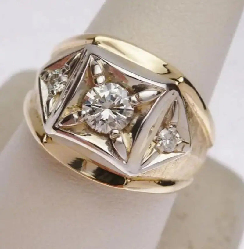 Klassinen Kulta Sormus ajattomalla viehätyksellä