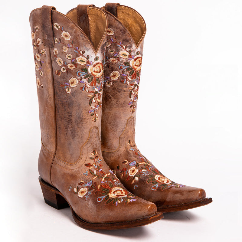 Kauniisti Valmistetut Ortopediset Saappaat