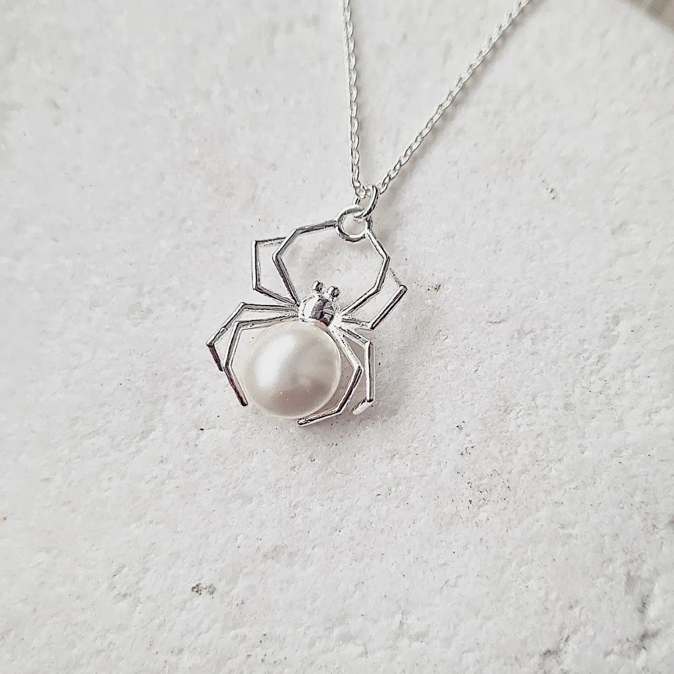 Kaunis Koru ainutlaatuisella tyylillä