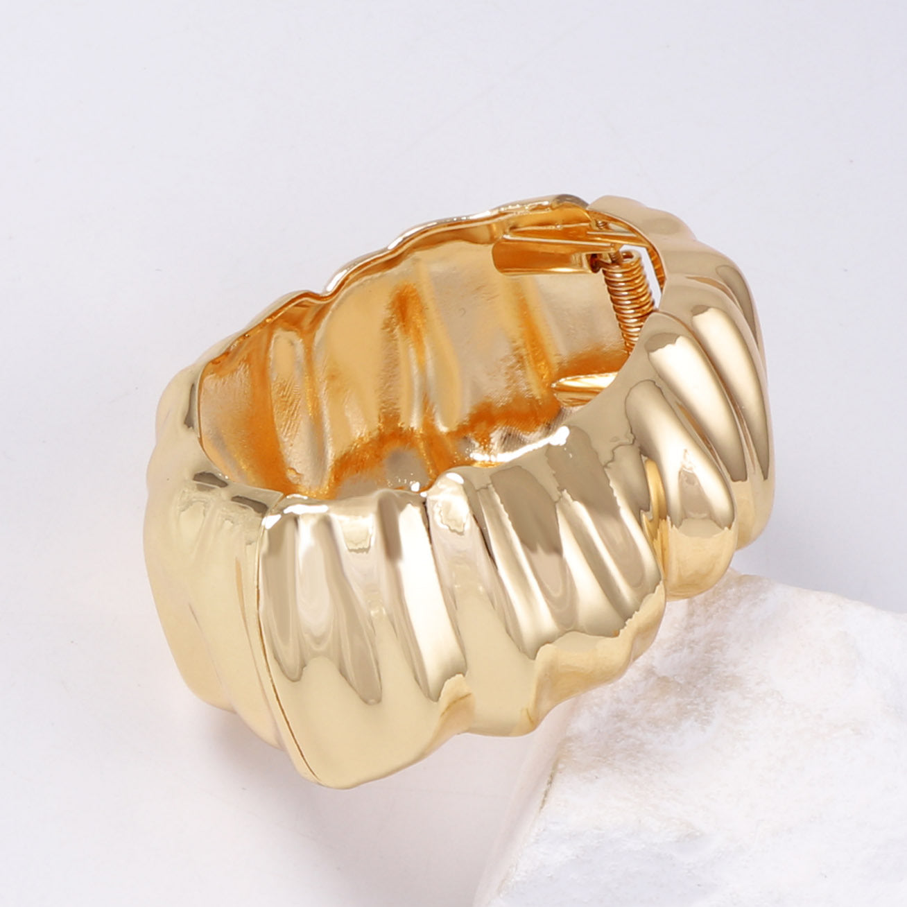 Herkkä käsityö Rannekoru