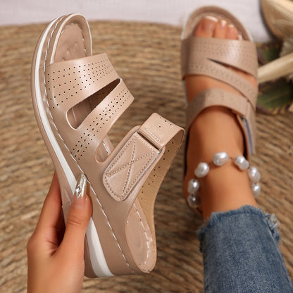 Tyylikkäät Ortopediset Sandaalit Ainutlaatuisella Muotoilulla