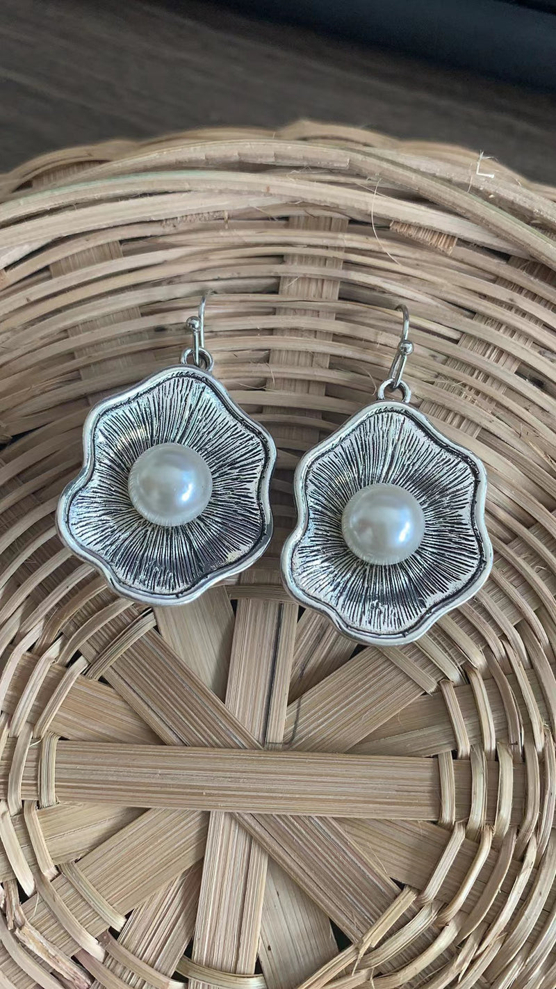 Romanttinen Helmi Korvarengas erityisiin hetkiin