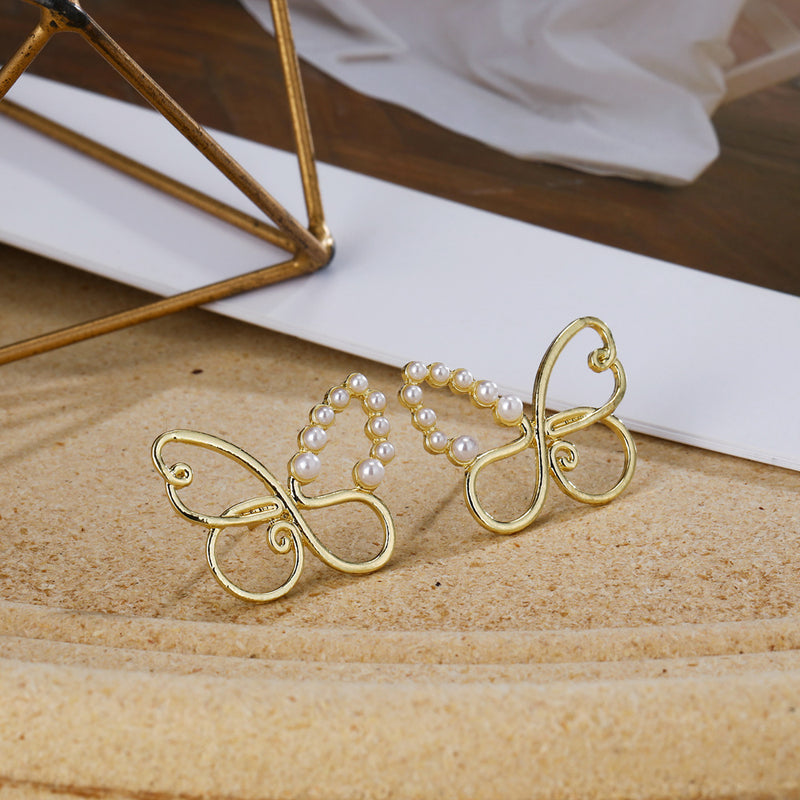 Kaunis Kulta Korvarengas ainutlaatuisella tyylillä