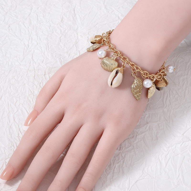 Hurmaava Kaulakoru jokaiseen tilaisuuteen