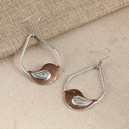 Klassinen Sormus ajattomalla viehätyksellä