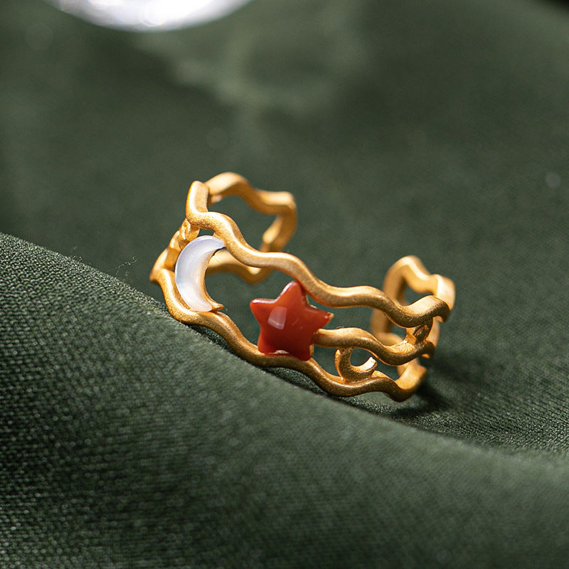 Elegantti Kulta Sormus jokaiseen tilaisuuteen