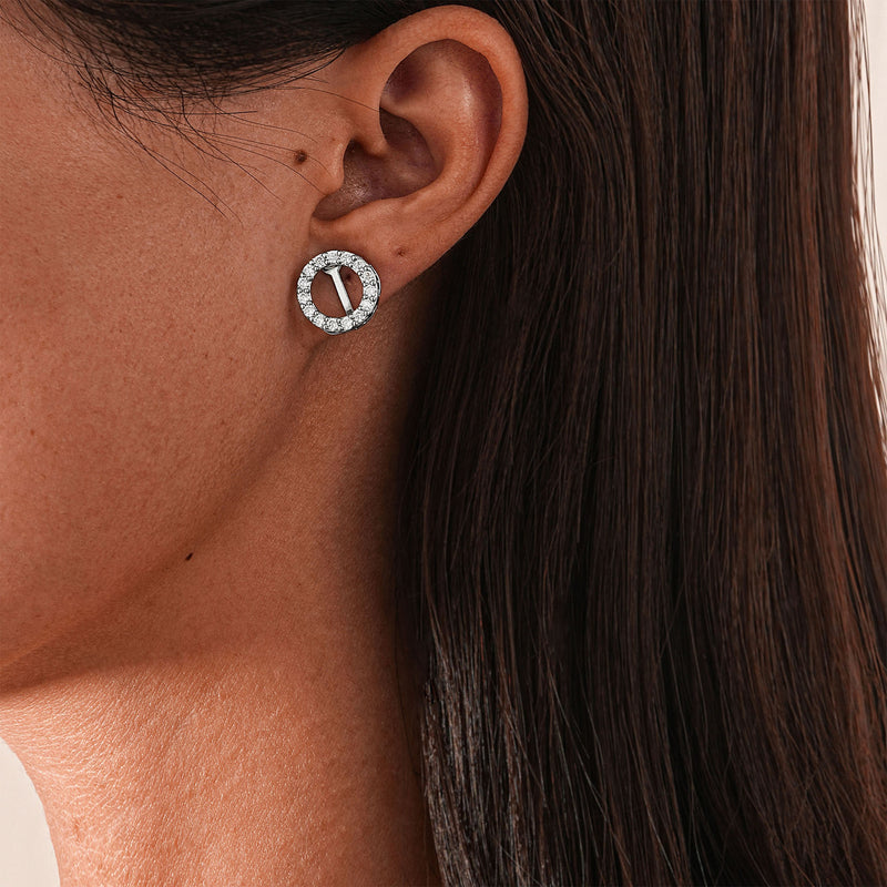 Romanttinen Korvarengas erityisiin hetkiin