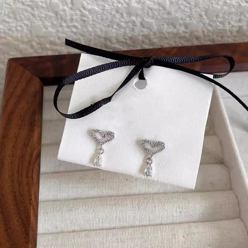 Klassinen Korvarengas ajattomalla viehätyksellä