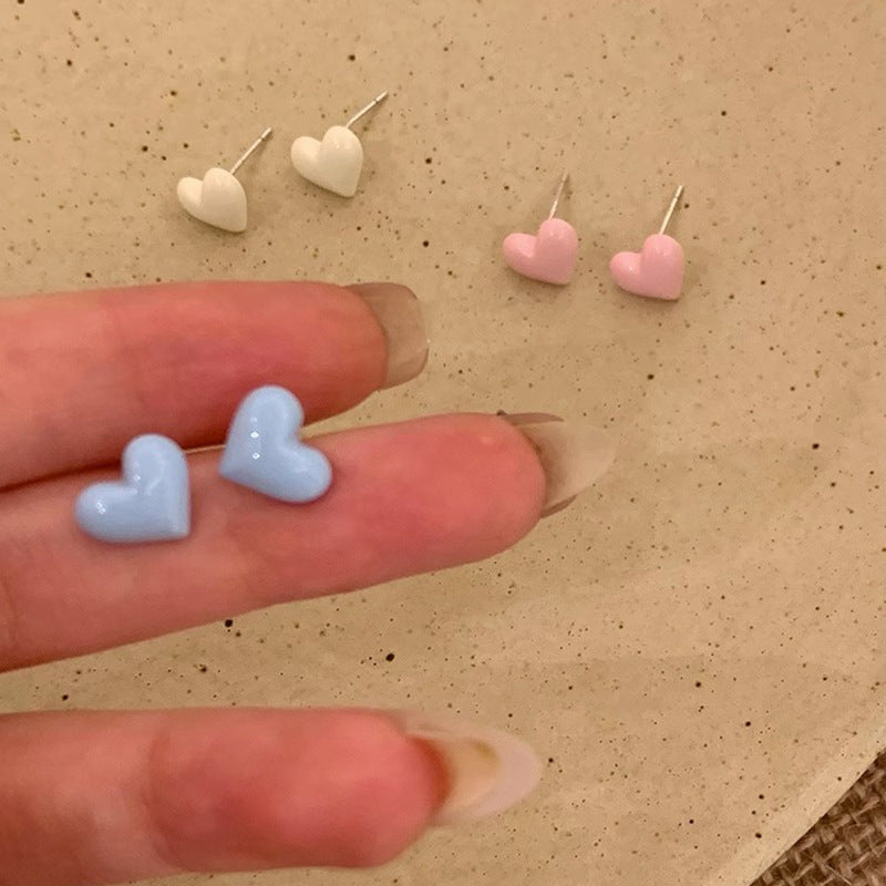 Klassinen Korvarengas ajattomalla viehätyksellä