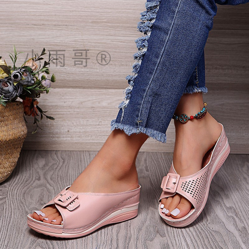 Tyylikkäät Ortopediset Sandaalit Ainutlaatuisella Muotoilulla