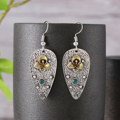 Klassinen Sormus ajattomalla viehätyksellä