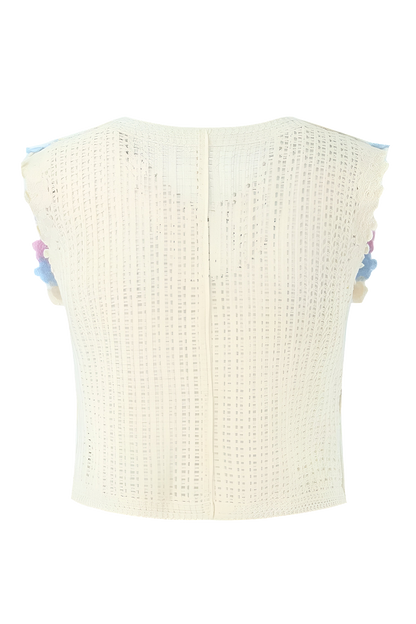 Well Tailored Top with a Graceful Silhouette