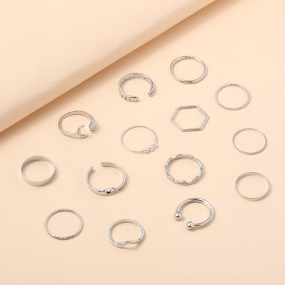 Kaunis Helmi Sormus ainutlaatuisella tyylillä