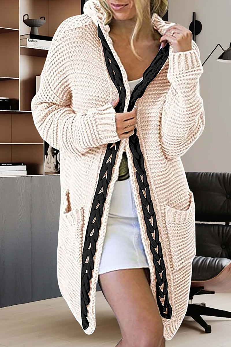 Well Tailored Sweater with a Graceful Silhouette