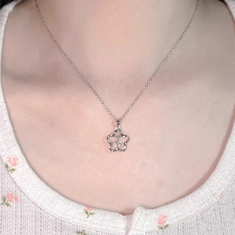 Käsintehty vintage Kaulakoru