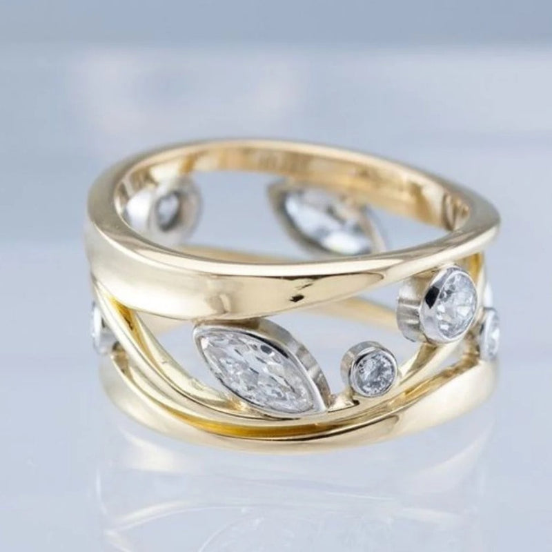 Kaunis Sormus ainutlaatuisella tyylillä