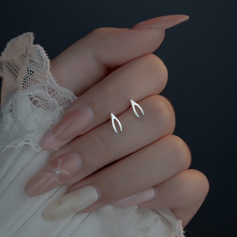 Elegantti Korvarengas jokaiseen tilaisuuteen