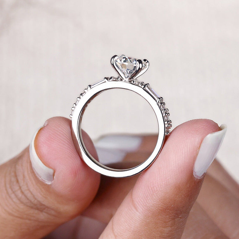 Elegantti Sormus jokaiseen tilaisuuteen