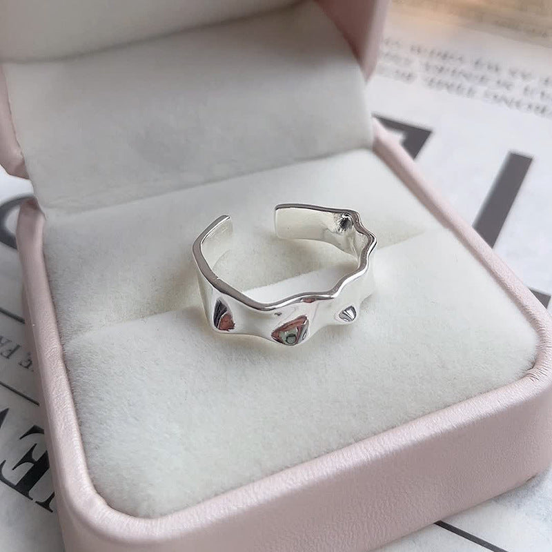 Herkkä käsityö Koru