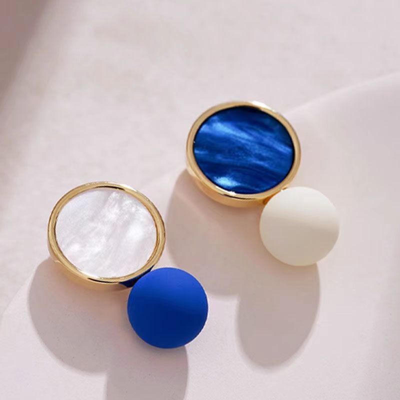 Hurmaava Korvarengas jokaiseen tilaisuuteen