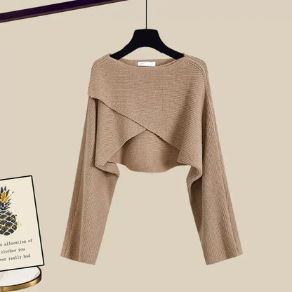 Effortlessly Elegant Garment with a Timeless Design