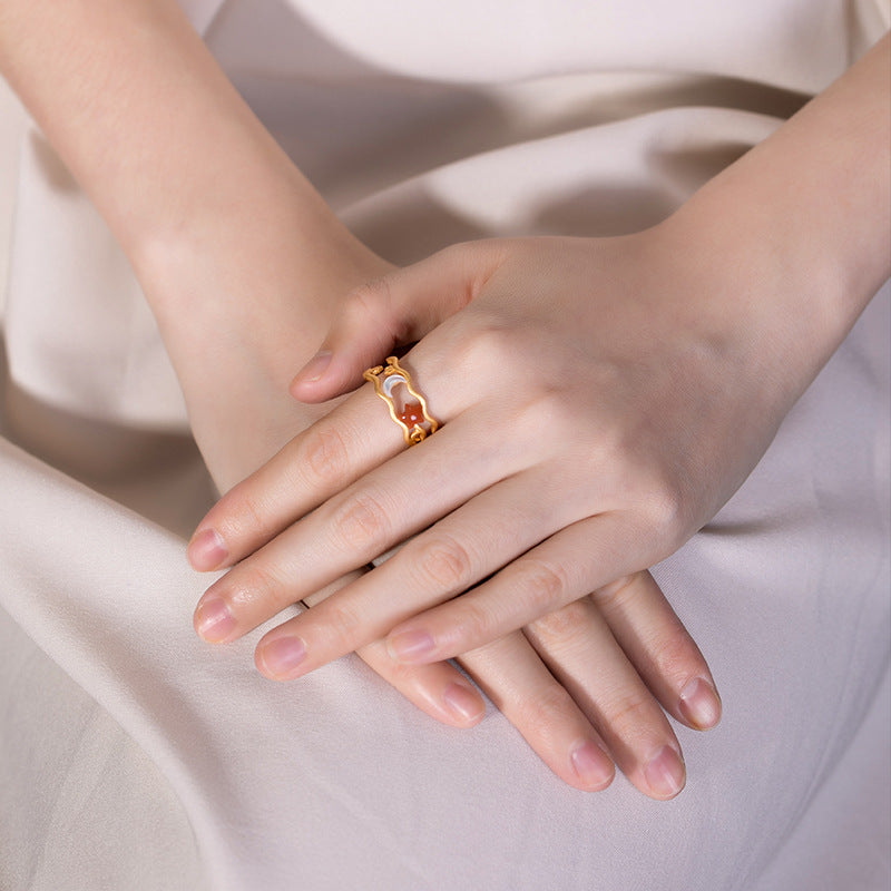 Elegantti Kulta Sormus jokaiseen tilaisuuteen