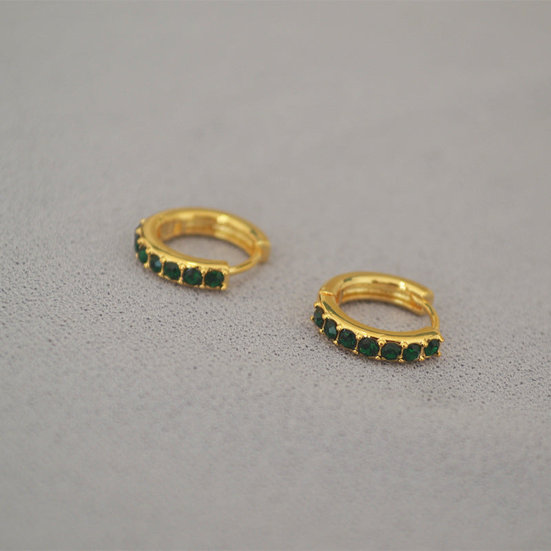 Klassinen Kulta Korvarengas ajattomalla viehätyksellä