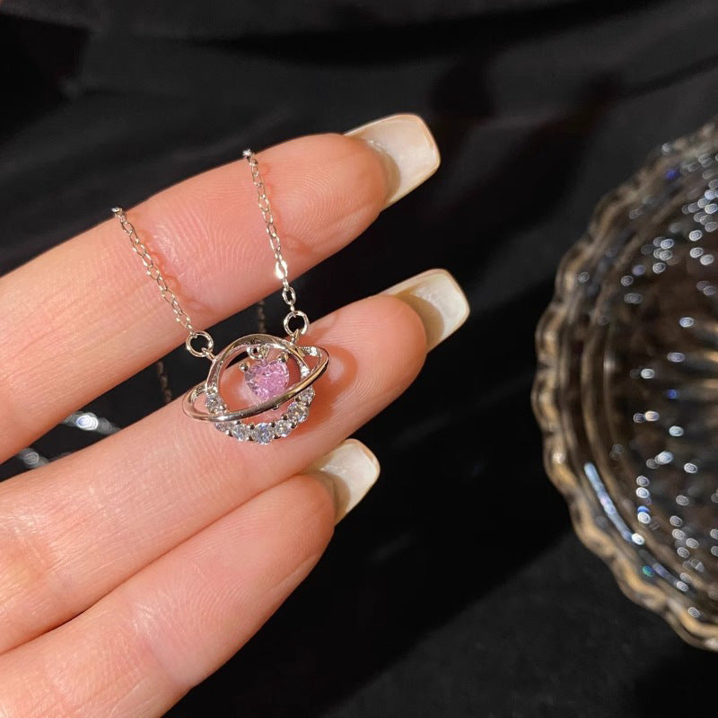 Käsintehty vintage Kaulakoru