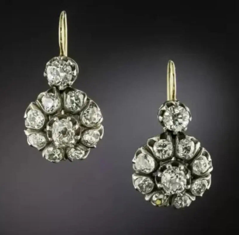 Romanttinen Sormus erityisiin hetkiin