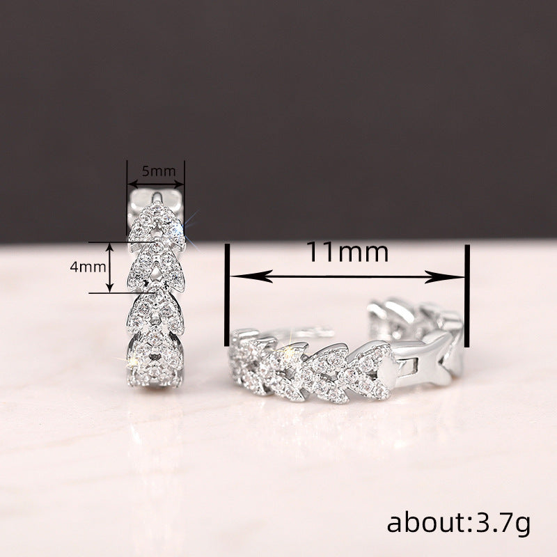 Hurmaava Korvarengas jokaiseen tilaisuuteen